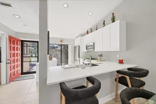 5222 Myrtle Wood, Sarasota, FL 34235 - Photo 13