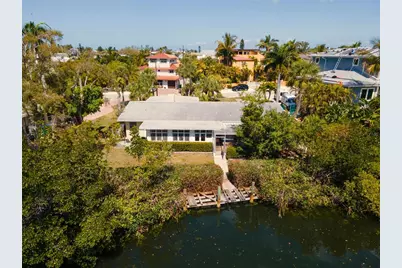507 58th Street, Holmes Beach, FL 34217 - Photo 3