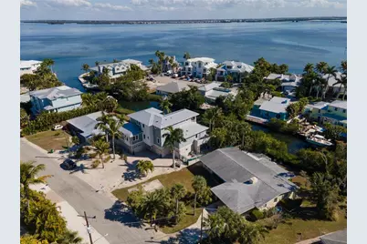 507 58th Street, Holmes Beach, FL 34217 - Photo 15