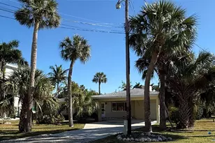 507 58th St, Holmes Beach, FL 34217 - Photo 19