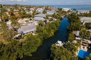 507 58th St, Holmes Beach, FL 34217 - Photo 5