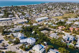507 58th St, Holmes Beach, FL 34217 - Photo 9