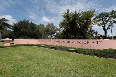 1195 Villagio Circle #102, Sarasota, FL 34237 - Photo 51