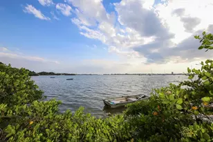 1195 Villagio Cir, Sarasota, FL 34237 - Photo 53