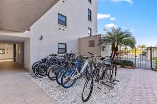 1001 Benjamin Franklin Dr, Sarasota, FL 34236 - Photo 41