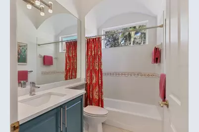 8135 Abingdon Court, University Park, FL 34201 - Photo 23