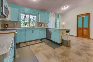 1035 Sirus Trail, Sarasota, FL 34232 - Photo 11