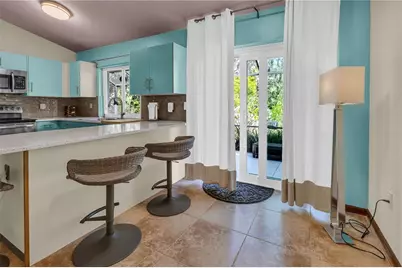 1035 Sirus Trail, Sarasota, FL 34232 - Photo 15