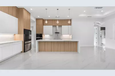 1687 19th Street SW, Naples, FL 34117 - Photo 11