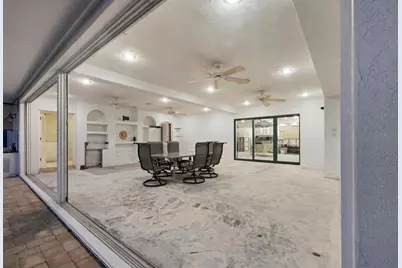 7318 Westmoreland Drive, Sarasota, FL 34243 - Photo 23