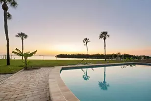 7318 Westmoreland Dr, Sarasota, FL 34243 - Photo 13