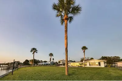 7318 Westmoreland Drive, Sarasota, FL 34243 - Photo 33