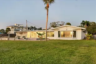 7318 Westmoreland Dr, Sarasota, FL 34243 - Photo 27