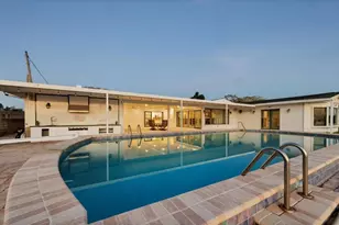 7318 Westmoreland Dr, Sarasota, FL 34243 - Photo 29