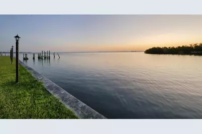 7318 Westmoreland Drive, Sarasota, FL 34243 - Photo 35