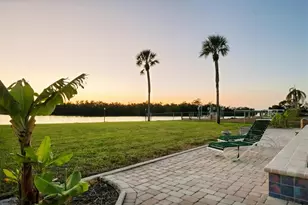 7318 Westmoreland Dr, Sarasota, FL 34243 - Photo 31