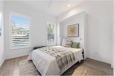 405 Edwards Drive, Sarasota, FL 34243 - Photo 17