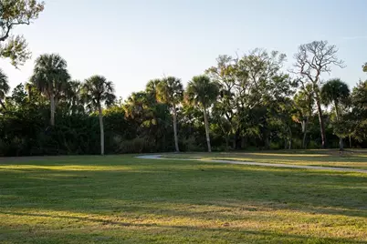 405 Edwards Drive, Sarasota, FL 34243 - Photo 33