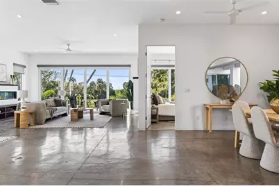 405 Edwards Drive, Sarasota, FL 34243 - Photo 9