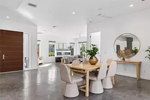 405 Edwards Dr, Sarasota, FL 34243 - Photo 7