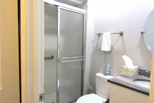 376 Oak Hill Dr, Sarasota, FL 34232 - Photo 13