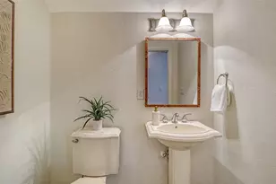 1934 Datura St, Sarasota, FL 34239 - Photo 33