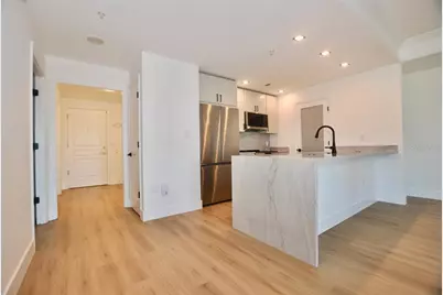 750 N Tamiami Trail #307, Sarasota, FL 34236 - Photo 3