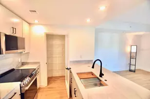 750 N Tamiami Trl, Sarasota, FL 34236 - Photo 13