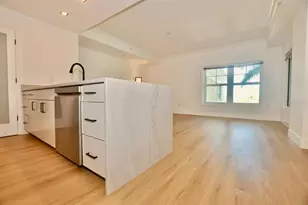 750 N Tamiami Trl, Sarasota, FL 34236 - Photo 5