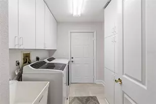 5264 Bouchard Cir, Sarasota, FL 34238 - Photo 19