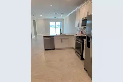 9881 Bright Water Drive, Englewood, FL 34223 - Photo 7