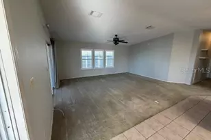 4851 W Gandy Blvd, Tampa, FL 33611 - Photo 33