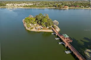 6515 Moorings Point Cir, Lakewood Ranch, FL 34202 - Photo 5