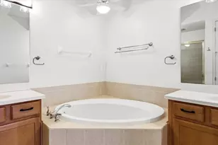 6515 Moorings Point Cir, Lakewood Ranch, FL 34202 - Photo 37