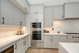 253 Golden Gate Point, Sarasota, FL 34236 - Photo 15