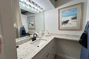 7150 N Tamiami Trl, Sarasota, FL 34243 - Photo 9