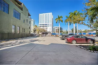 1221 N Palm Avenue #303, Sarasota, FL 34236 - Photo 33