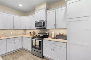 703 Chipper Dr, Sun City Center, FL 33573 - Photo 21