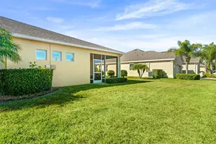 703 Chipper Dr, Sun City Center, FL 33573 - Photo 5