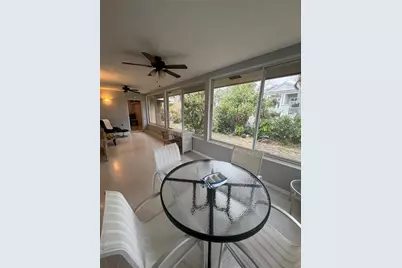 1648 Idle Lane, Sarasota, FL 34231 - Photo 39