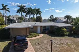 1648 Idle Ln, Sarasota, FL 34231 - Photo 7