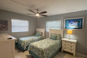 1648 Idle Ln, Sarasota, FL 34231 - Photo 35