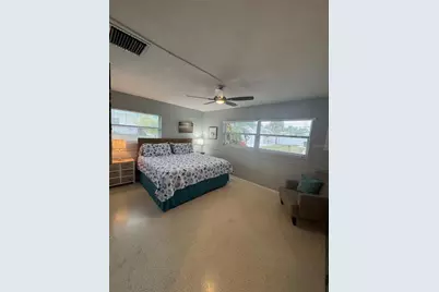 1648 Idle Lane, Sarasota, FL 34231 - Photo 27