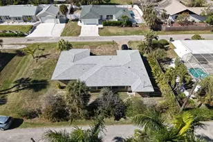 1648 Idle Ln, Sarasota, FL 34231 - Photo 15