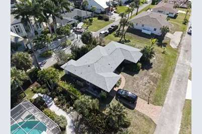 1648 Idle Lane, Sarasota, FL 34231 - Photo 63