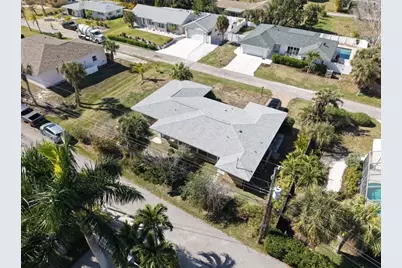 1648 Idle Lane, Sarasota, FL 34231 - Photo 61