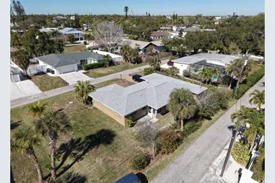 1648 Idle Lane, Sarasota, FL 34231 - Photo 59