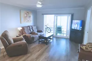 220 Santa Maria St, Venice, FL 34285 - Photo 9