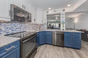 220 Santa Maria St, Venice, FL 34285 - Photo 5