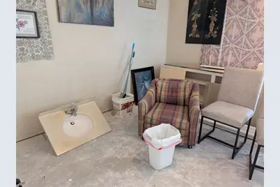 2763 Woodgate Lane #201, Sarasota, FL 34231 - Photo 5